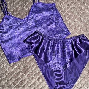 Vintage Victoria’s Secret 90s Gold Label Satin Cami Flutter Sleep Shorts Set